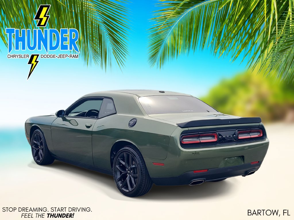 Used 2019 Dodge Challenger SXT w/ Blacktop Package RWD image 3
