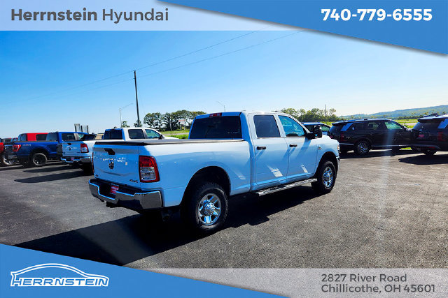 Used 2024 RAM 3500 Tradesman w/ Chrome Appearance Group AWD/4WD image 19