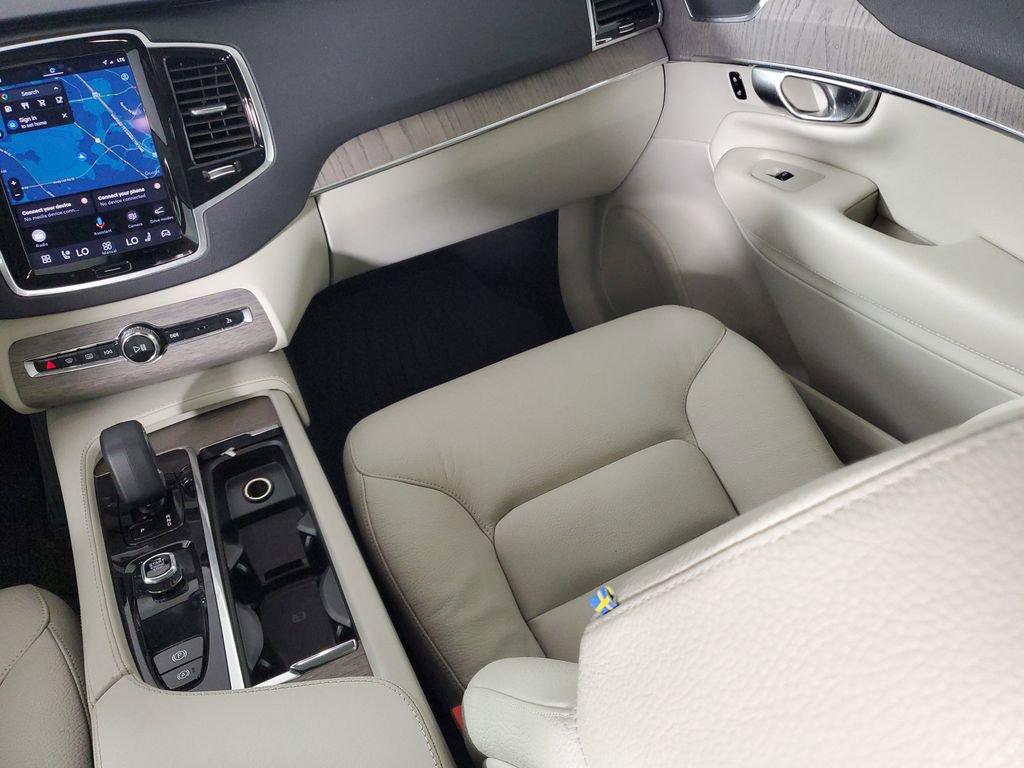 Certified 2023 Volvo XC90 B5 Plus w/ Protection Package Premier AWD/4WD image 19