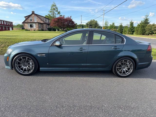 Used 2009 Pontiac G8 GT w/ Premium Package RWD image 2