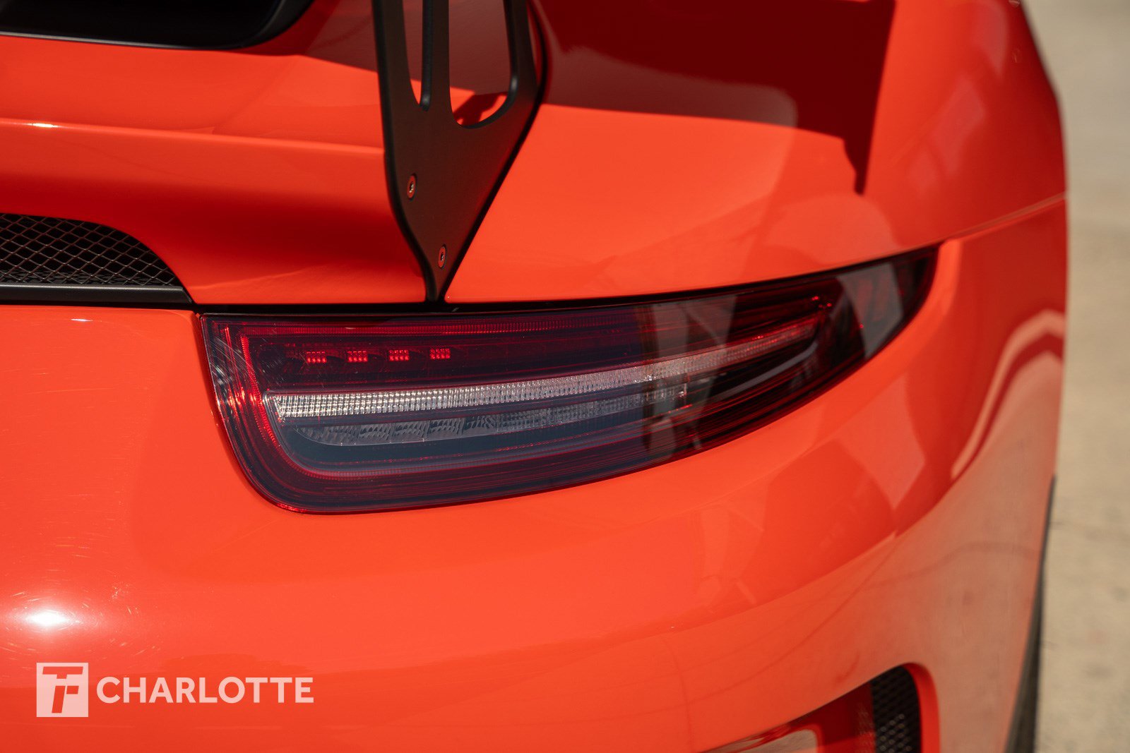 Used 2016 Porsche 911 GT3 RS w/ Painted Interior Package image 18