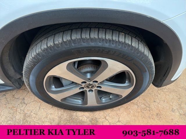 Used 2017 Mercedes-Benz GLC 300 4MATIC Coupe image 16