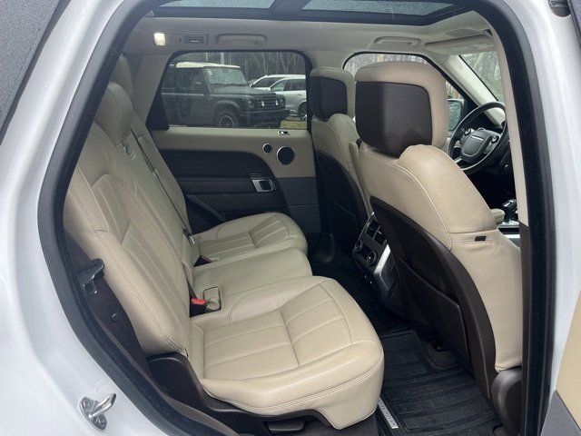 Used 2020 Land Rover Range Rover Sport HSE image 13
