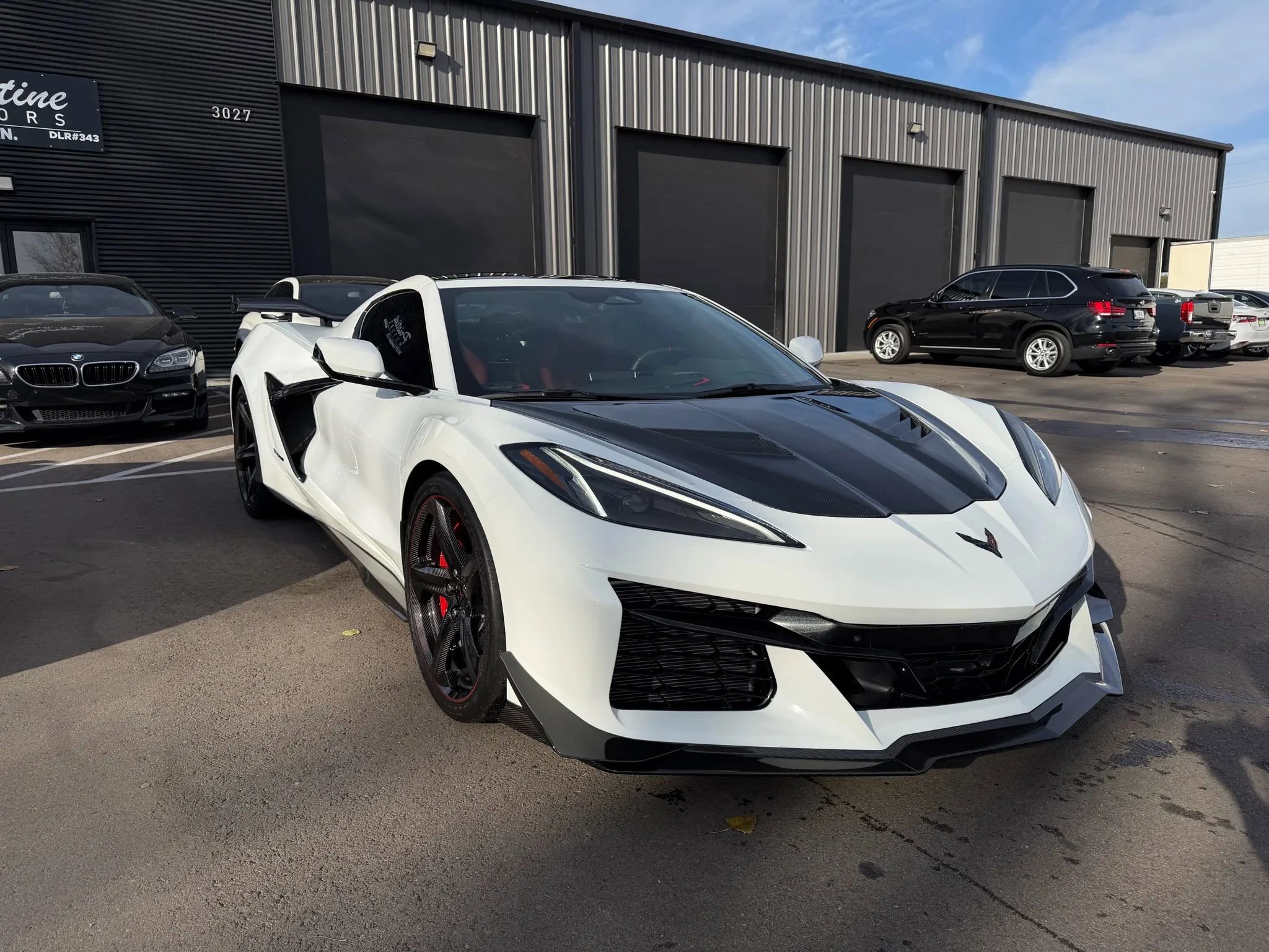 Used 2024 Chevrolet Corvette Z06 w/ Z07 Performance Package image 3