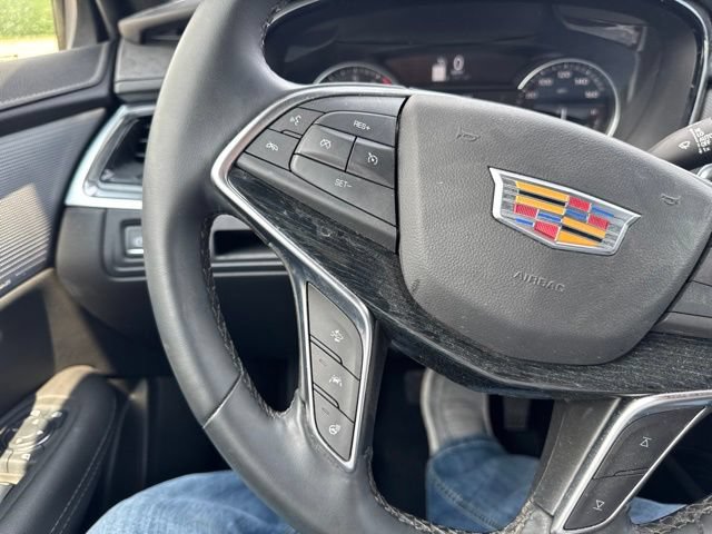 Used 2025 Cadillac XT5 Premium Luxury AWD/4WD image 29