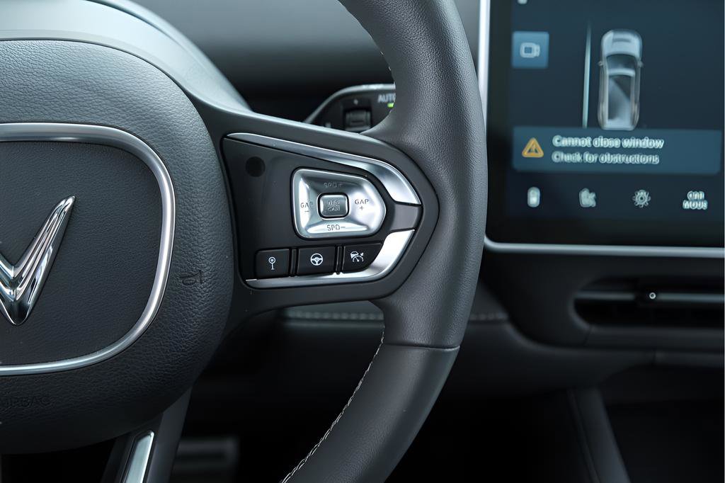 Used 2024 VinFast VF 9 Plus AWD/4WD image 12