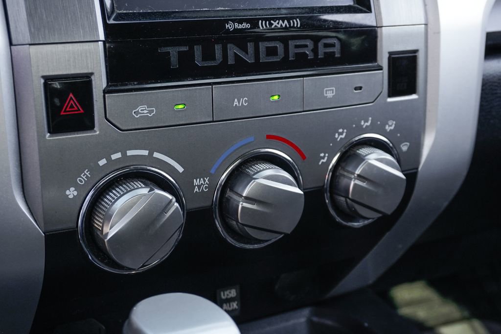 Used 2017 Toyota Tundra SR5 w/ SR5 Upgrade Package image 27