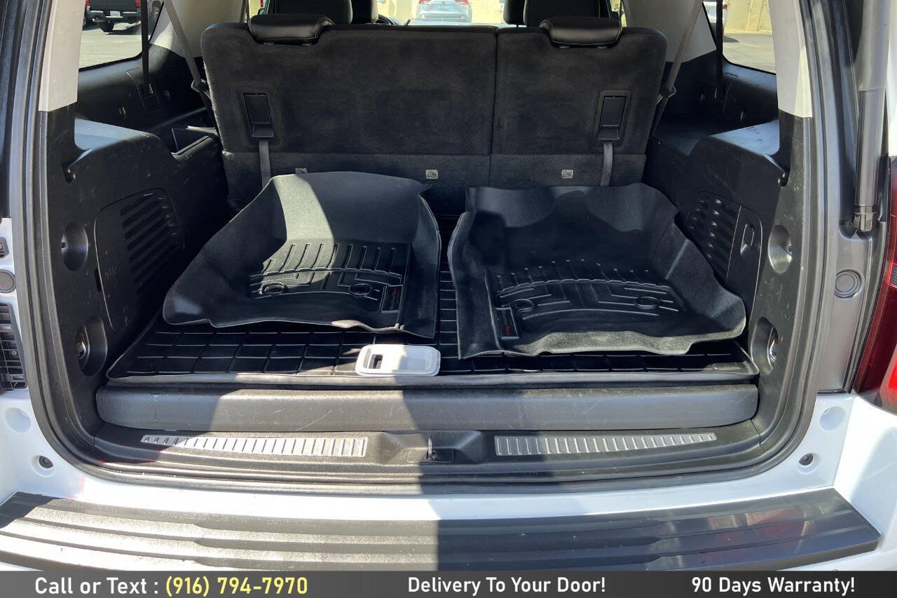 Used 2020 Chevrolet Suburban LT AWD/4WD image 11