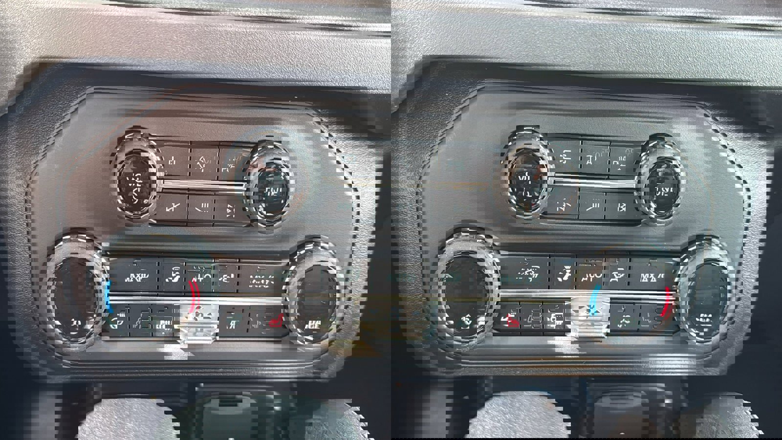 New 2026 Ford Bronco Badlands image 59