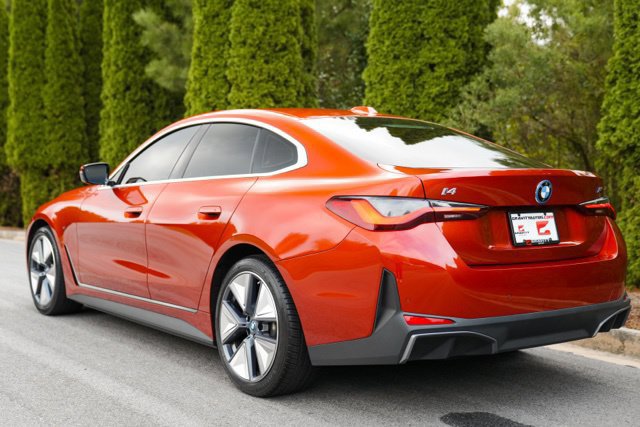 Used 2023 BMW i4 eDrive40 w/ Premium Package RWD image 12