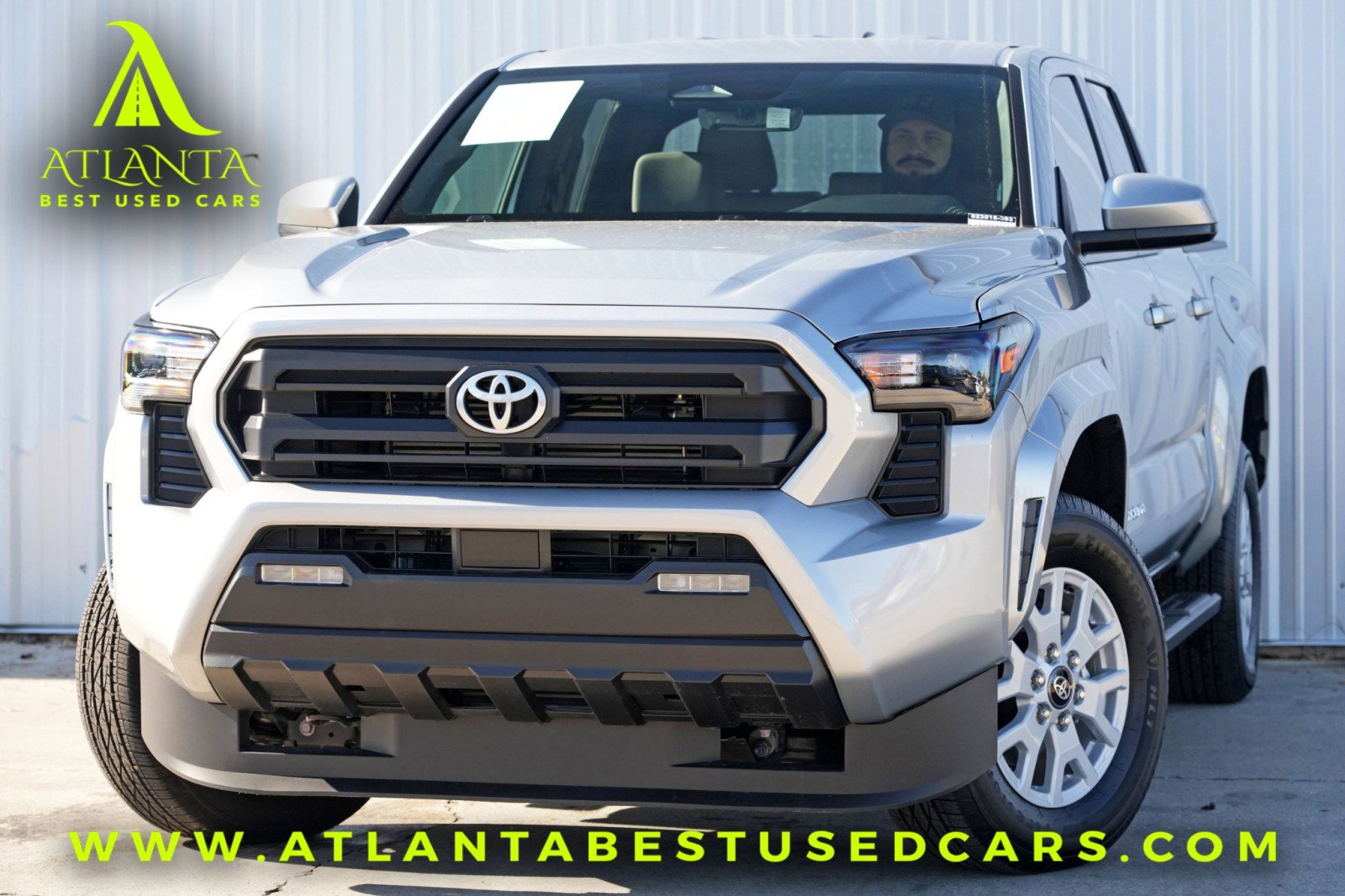 Used 2024 Toyota Tacoma SR5 image 1