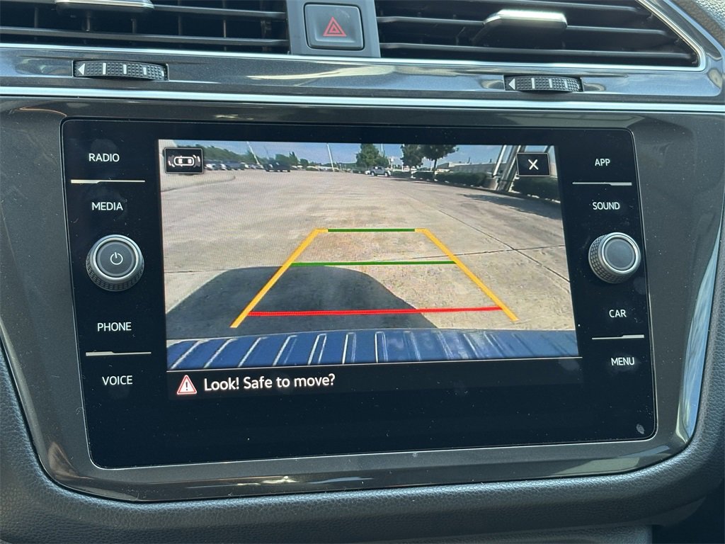 Certified 2024 Volkswagen Tiguan SE image 20