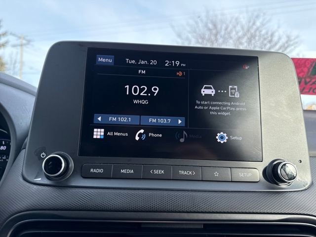 Used 2023 Hyundai Kona SEL w/ Cargo Package image 32