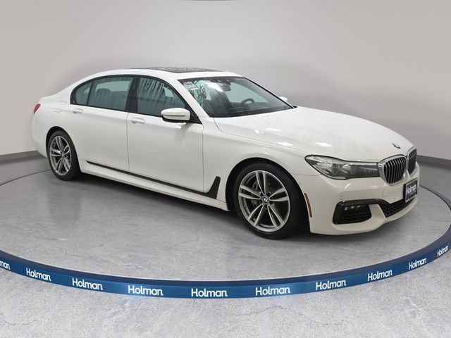 Used 2018 BMW 740i xDrive AWD/4WD image 4
