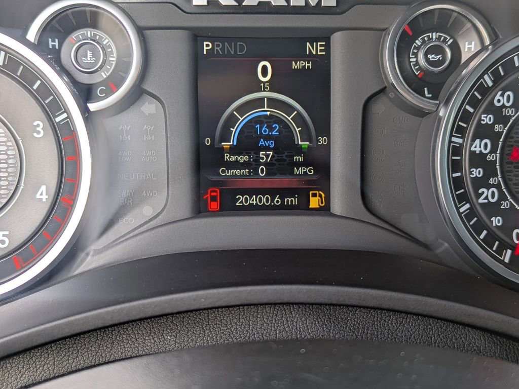 Used 2024 RAM 2500 Tradesman w/ Chrome Appearance Group image 27