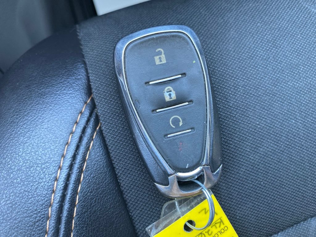 Used 2019 Chevrolet Trax LT w/ LT Convenience Package AWD/4WD image 28