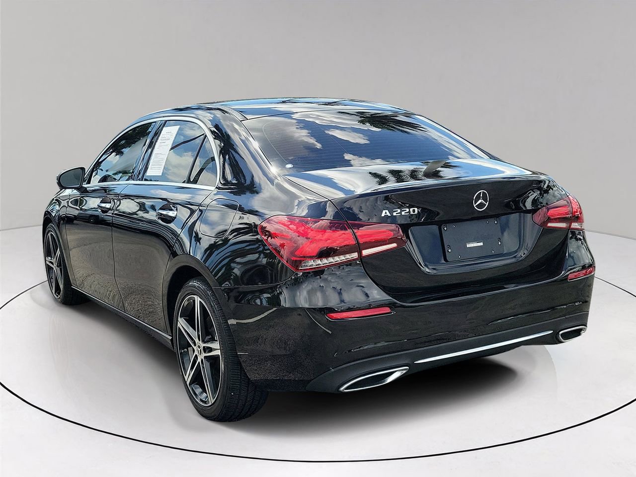 Used 2022 Mercedes-Benz A 220 image 4