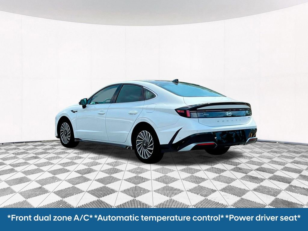 New 2025 Hyundai Sonata Limited image 9