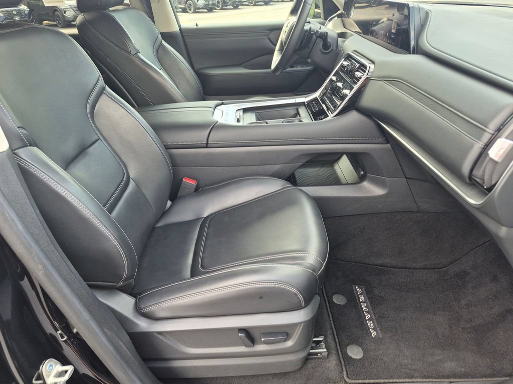 Used 2025 Nissan Armada SV AWD/4WD image 25