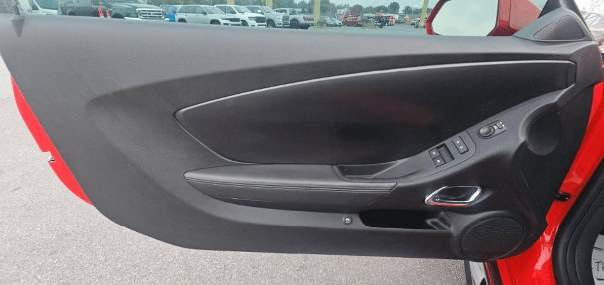 Used 2015 Chevrolet Camaro Z/28 RWD image 9