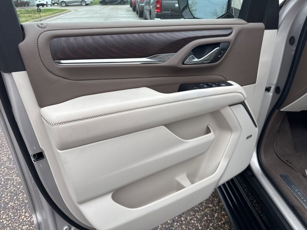 Used 2024 GMC Yukon XL Denali w/ Max Trailering Package image 15