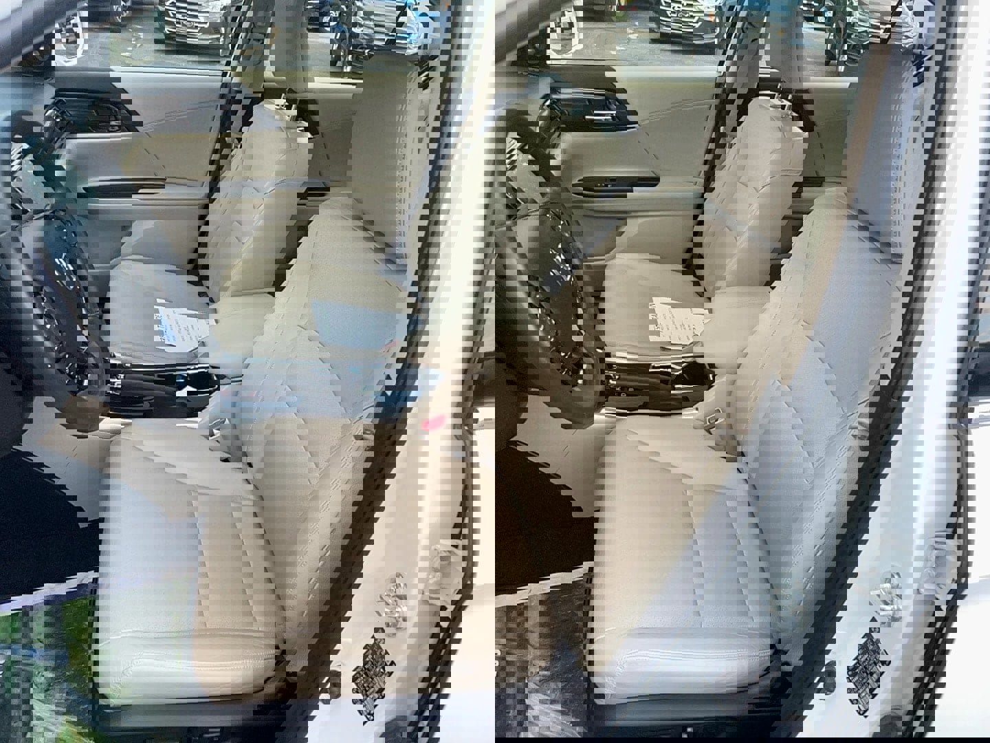 Used 2017 Honda Accord Touring image 11