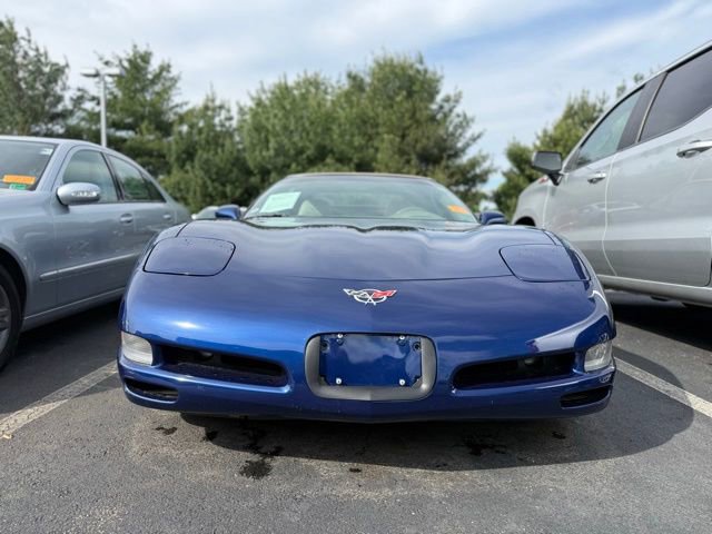 Used 2004 Chevrolet Corvette Convertible w/ Preferred Equipment Group RWD image 2