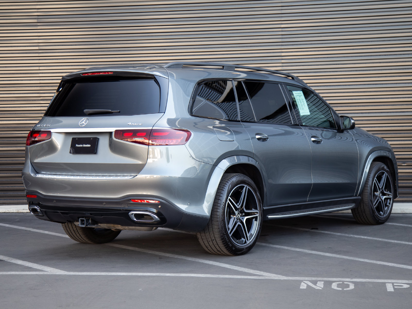 Used 2024 Mercedes-Benz GLS 450 4MATIC image 7