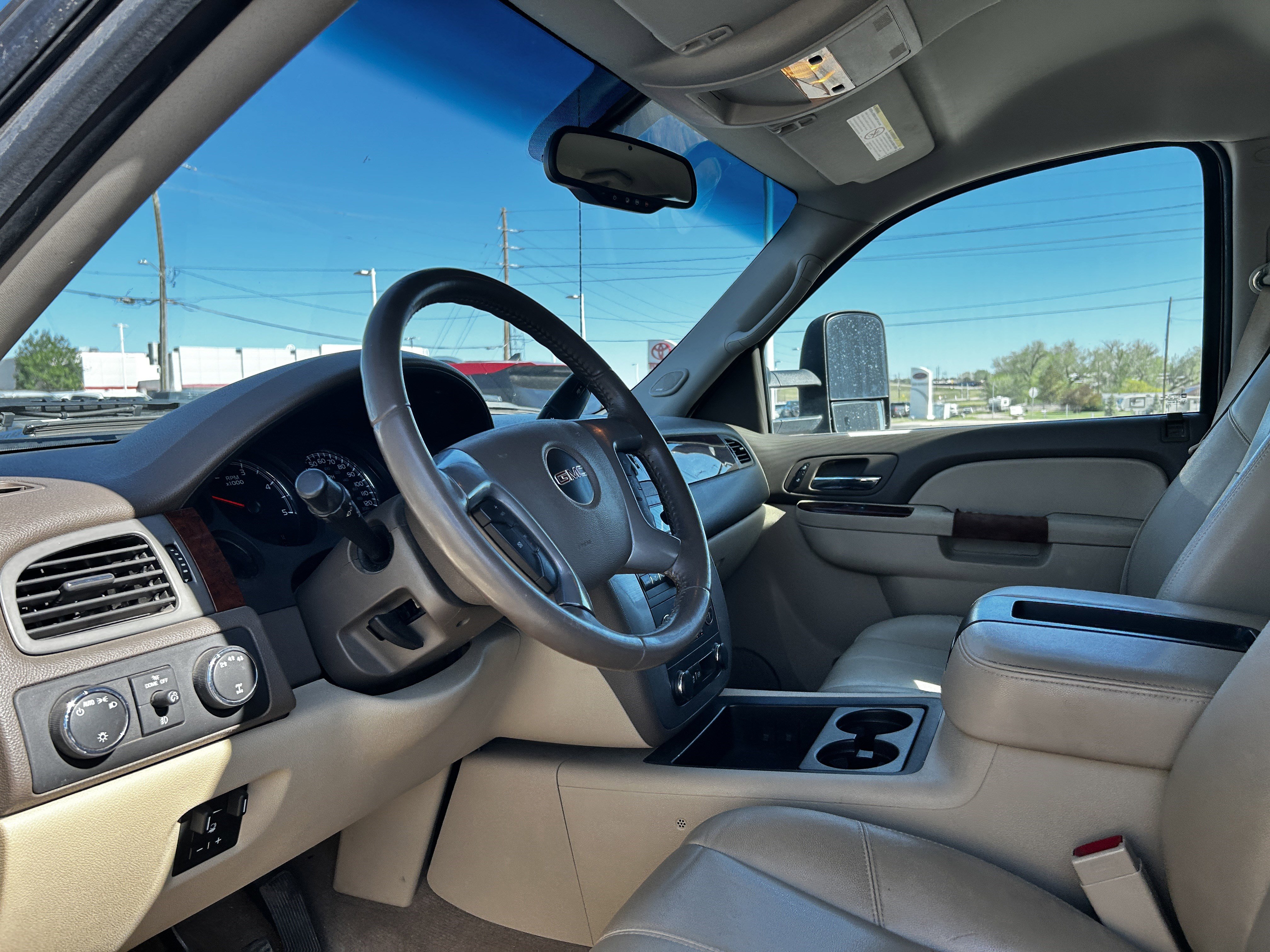 Used 2013 GMC Sierra 2500 SLT AWD/4WD image 9