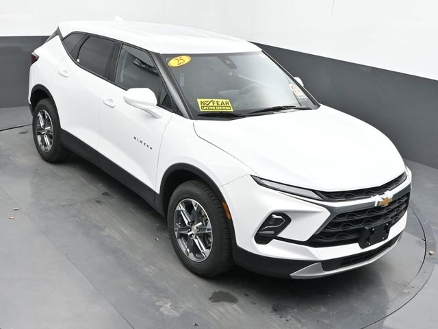 Used 2025 Chevrolet Blazer LT image 34