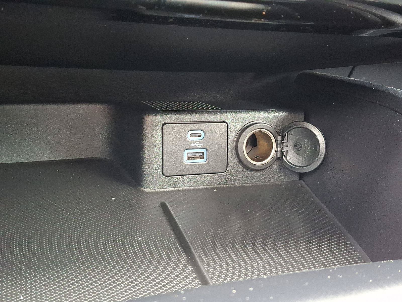 Certified 2022 Ford Escape SEL w/ SEL Stealth AWD Package image 25