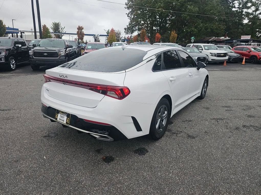 Used 2022 Kia K5 LXS image 3