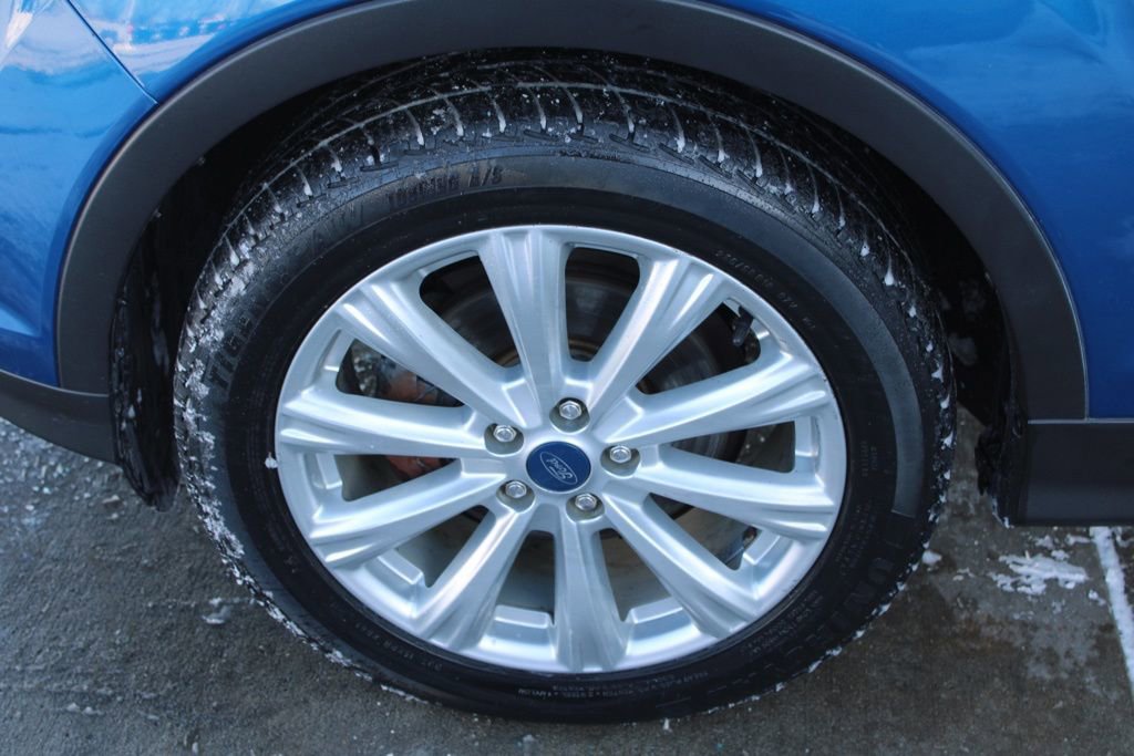 Used 2019 Ford Escape SEL image 12