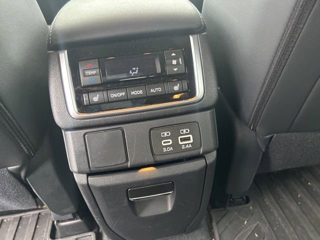 Certified 2024 Subaru Ascent Limited w/ Technology Package image 11