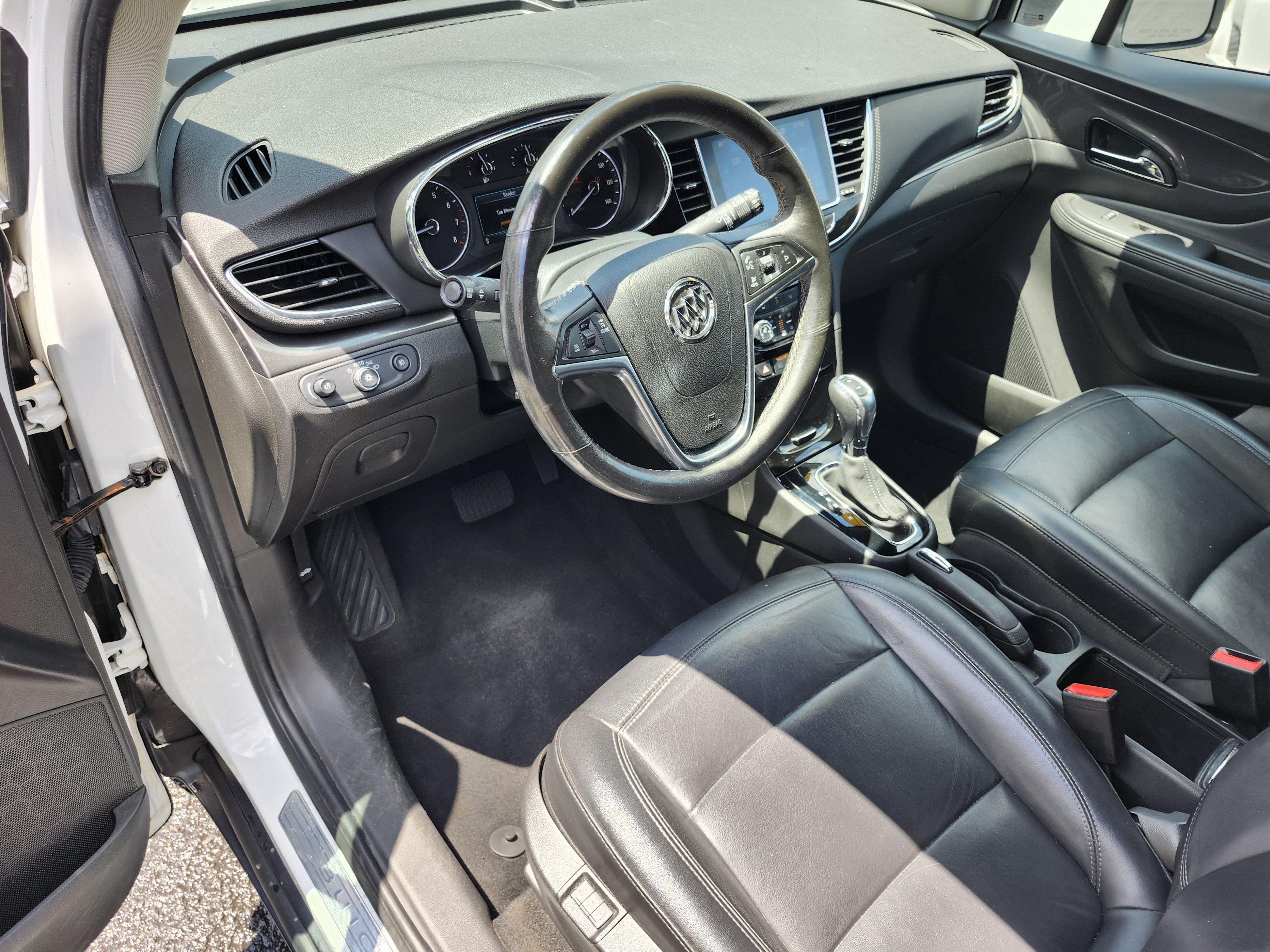 Used 2017 Buick Encore Essence w/ Experience Buick Package AWD/4WD image 4