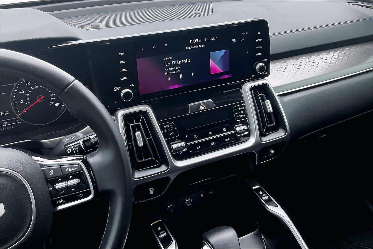 Used 2023 Kia Sorento S FWD image 13