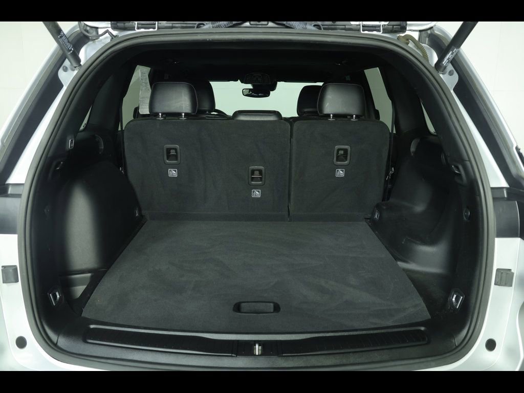 Used 2024 Jeep Grand Cherokee Altitude image 14