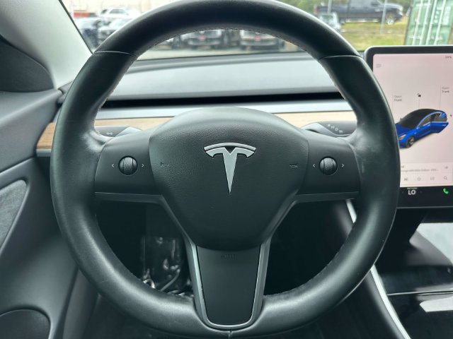 Used 2019 Tesla Model 3 Standard Range Plus RWD image 23