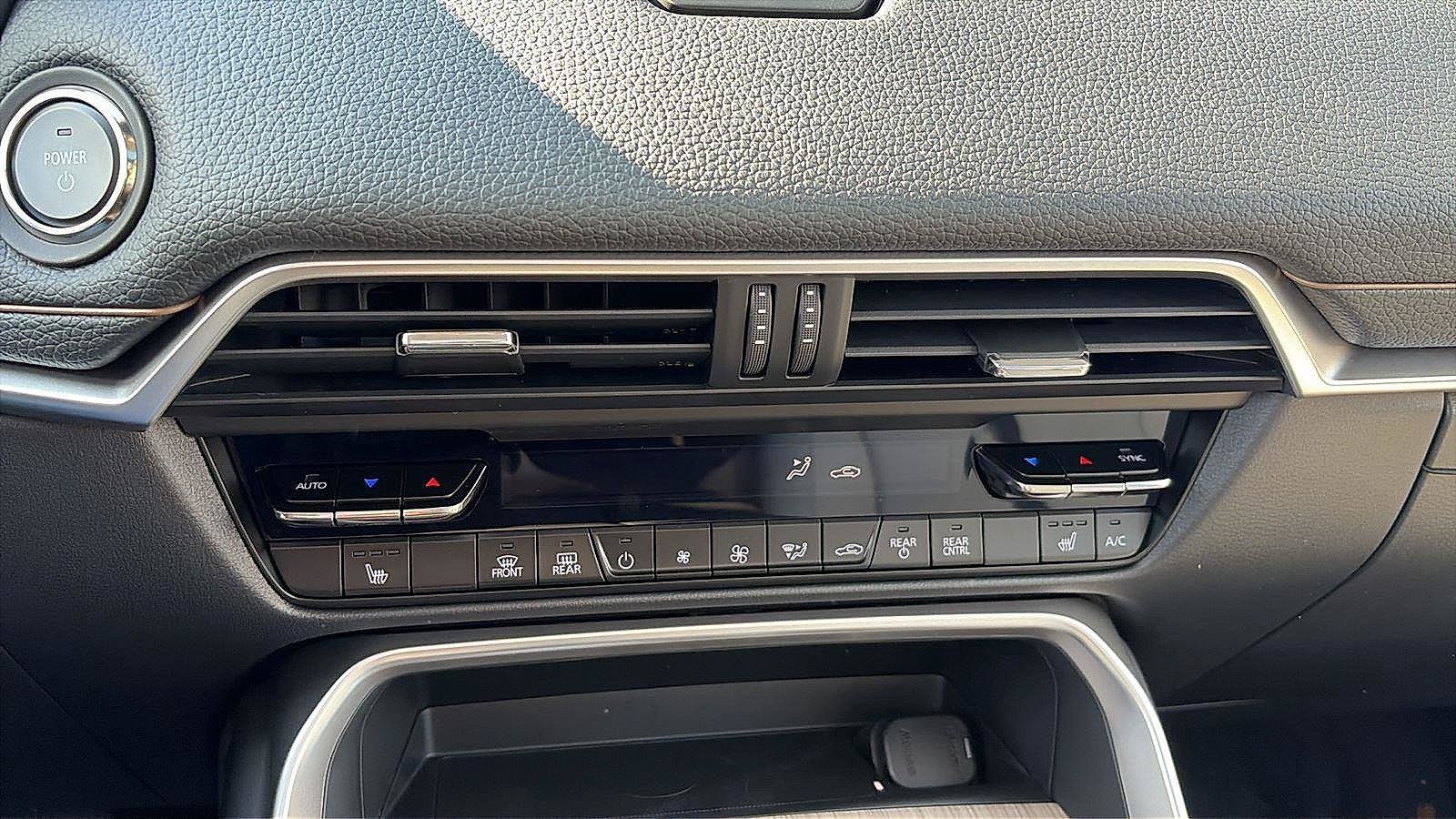 New 2025 MAZDA CX-70 Plug-In Hybrid w/ Premium Pkg AWD/4WD image 22