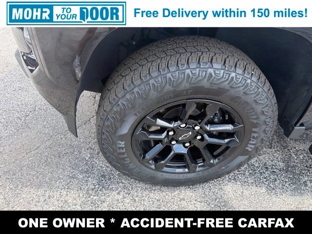 Used 2025 Chevrolet Colorado Z71 w/ Midnight Edition AWD/4WD image 14