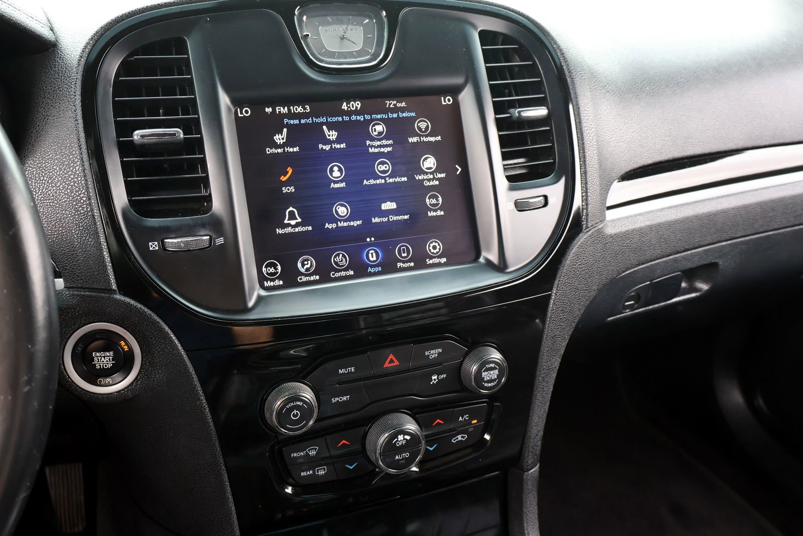 Used 2018 Chrysler 300 S RWD image 18