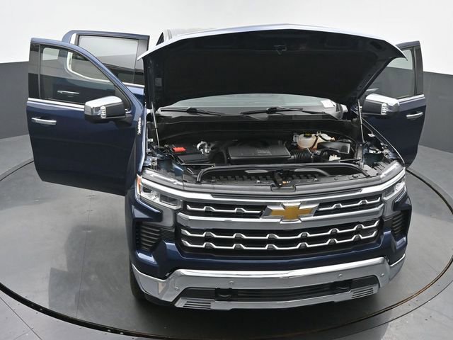 Used 2023 Chevrolet Silverado 1500 LTZ w/ LTZ Convenience Package II AWD/4WD image 62
