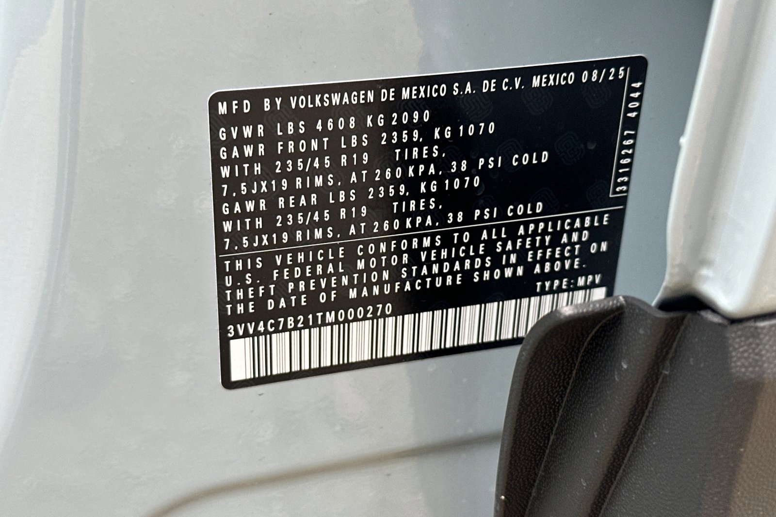 New 2026 Volkswagen Taos SEL image 29