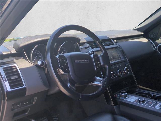 Used 2019 Land Rover Discovery SE AWD/4WD image 10