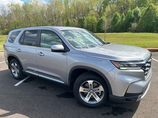 Used 2023 Honda Pilot EX-L image 2