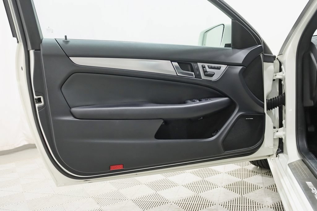 Used 2012 Mercedes-Benz C 63 AMG Coupe image 30