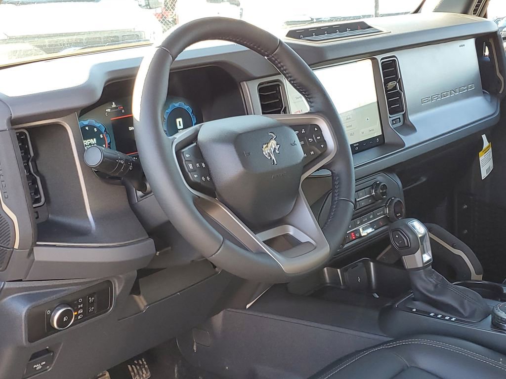 New 2026 Ford Bronco Badlands w/ Sasquatch Package image 11