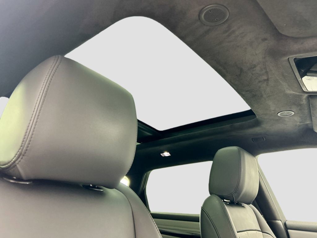 Used 2023 Land Rover Range Rover Evoque HST image 17