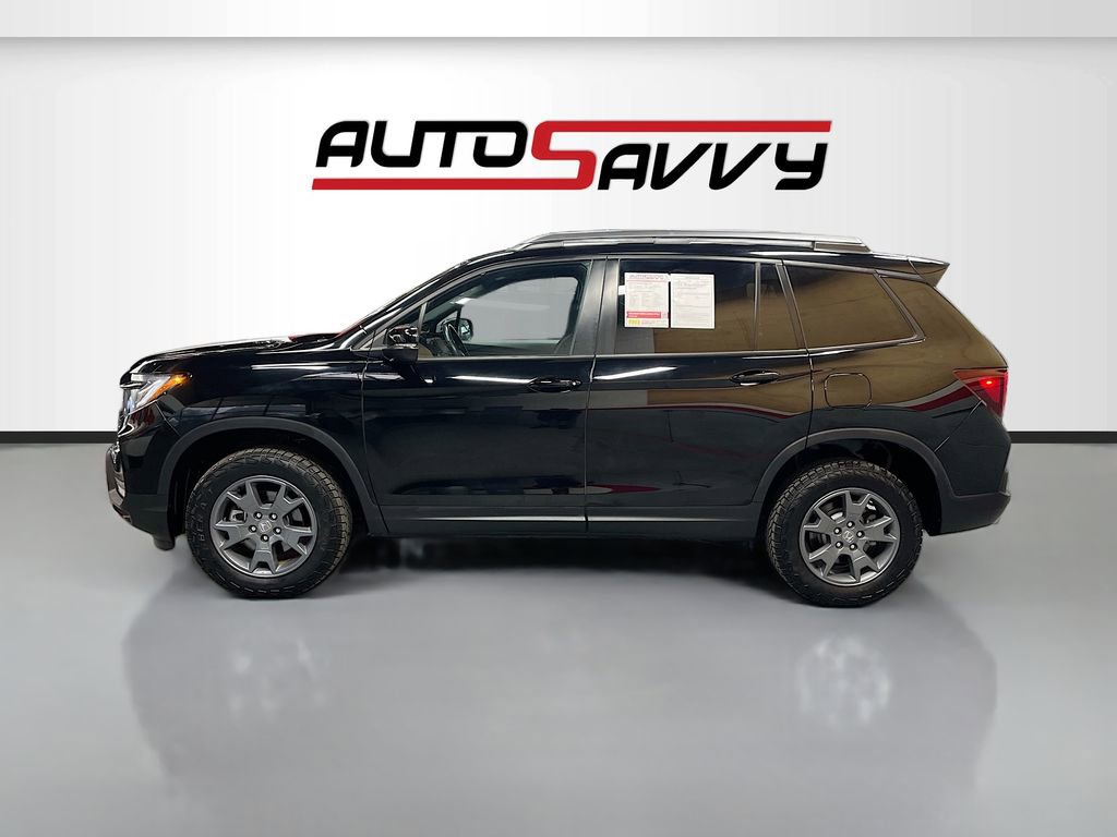 Used 2025 Honda Passport TrailSport image 4