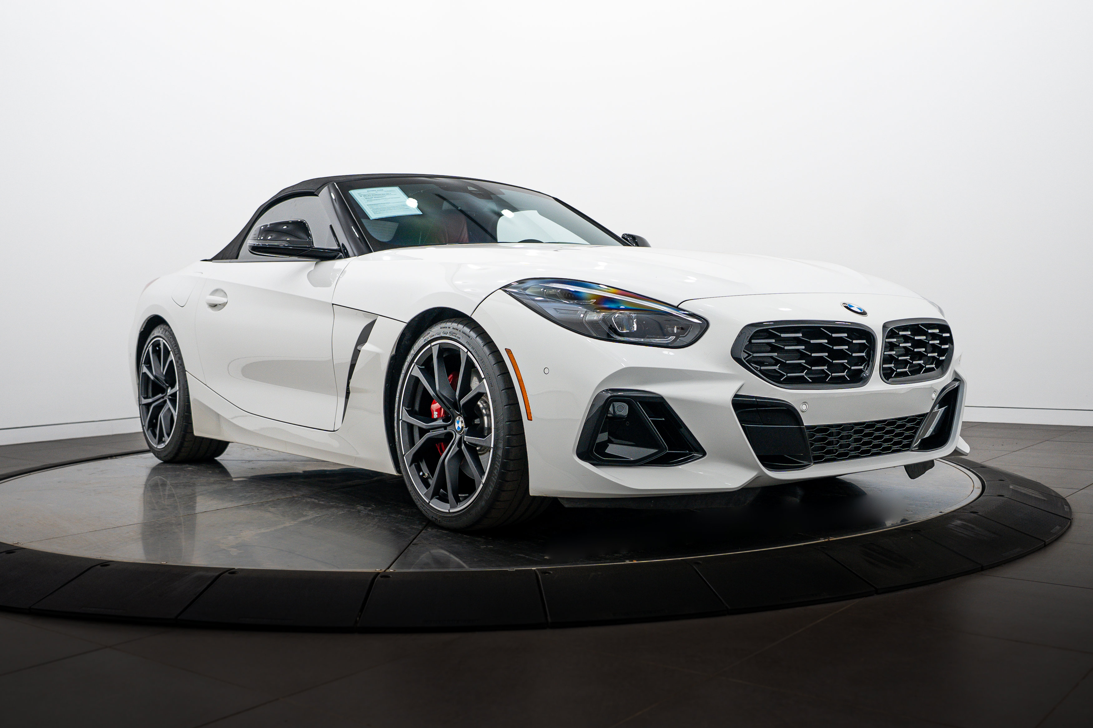 Used 2023 BMW Z4 M40i w/ Premium Package RWD image 32